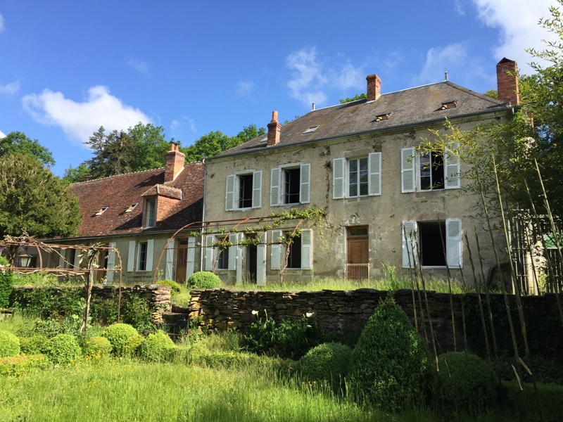 ( SOUS COMPROMIS TEDF ) MAISON DE MAITRE 18EM A VENDRE SUD BERRY CREUSE