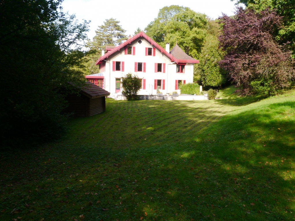 Belle demeure à vendre en Franch Comté, Tres près de la Frontière