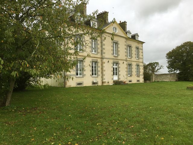 Chateau De La Vrillière Chapelle Basse Mer