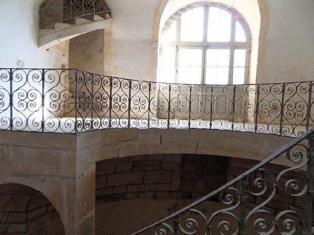 un 2° superbe escalier en pierre