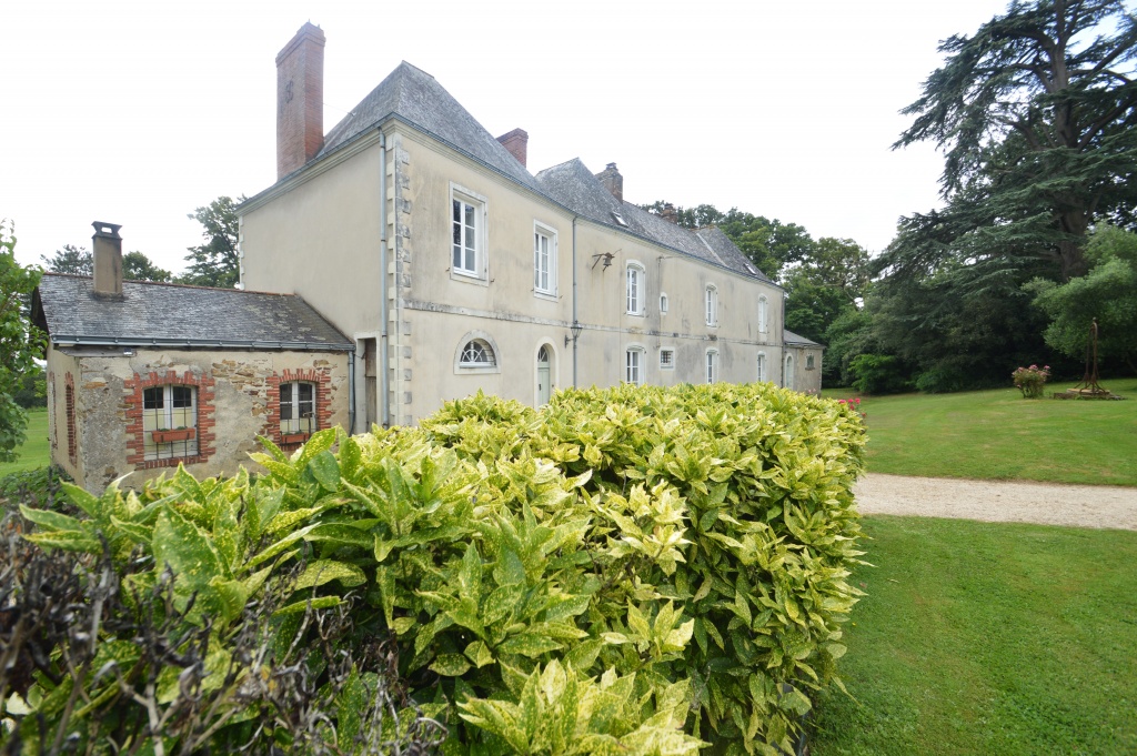 CHATEAU ARRIERE
