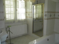 Salle de bain à l'étage